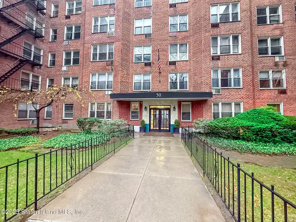 50 Fort Place #B-5d, Staten Island, NY 10301