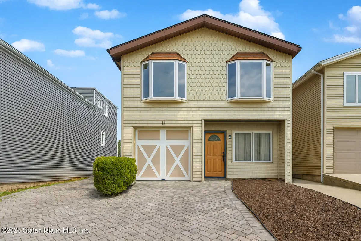 11 Victoria Road, Staten Island, NY 10312 - Image #1