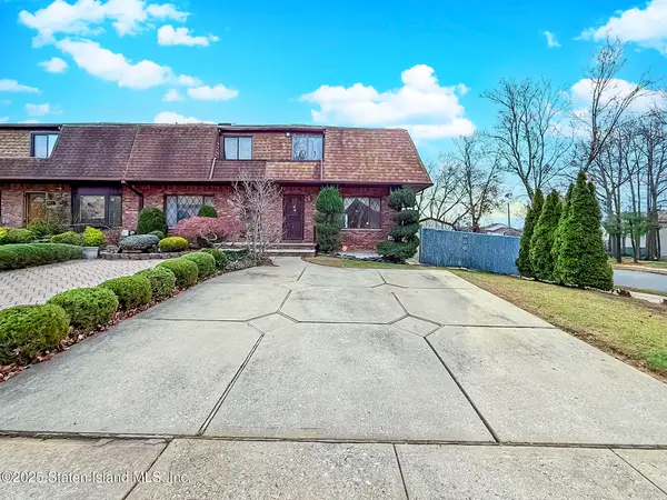 850 Rensselaer Avenue, Staten Island, NY 10309