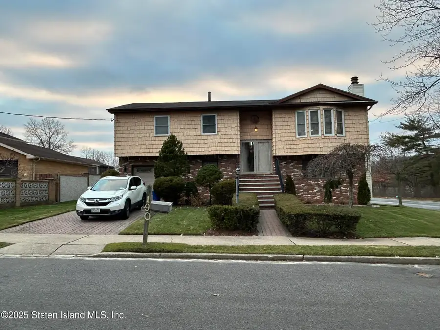 190 Parkwood Avenue, Staten Island, NY 10309 - Image #3