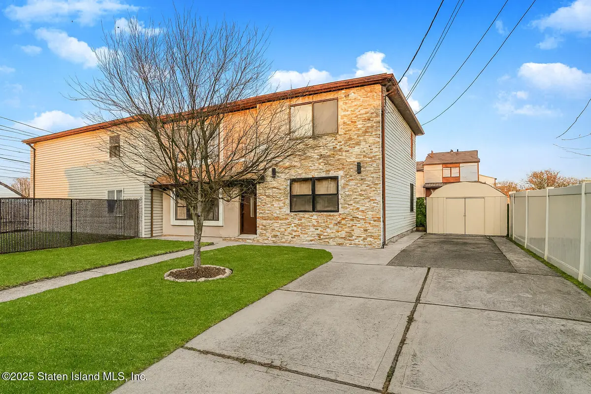 1069 Armstrong Avenue, Staten Island, NY 10308 - Image #1