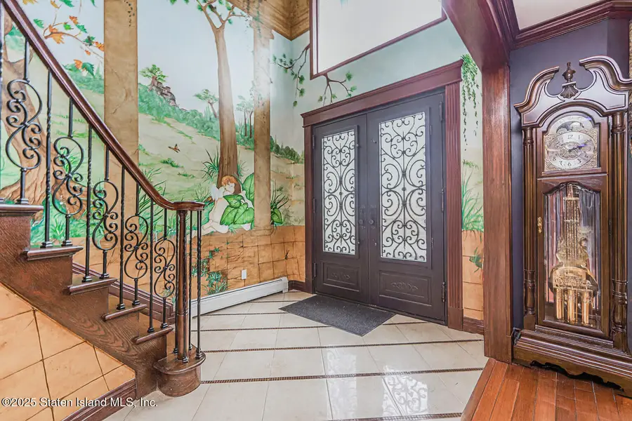 840 Ionia Avenue, Staten Island, NY 10309 - Image #3