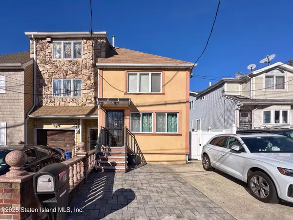 11 Father Capodanno Boulevard, Staten Island, NY 10305