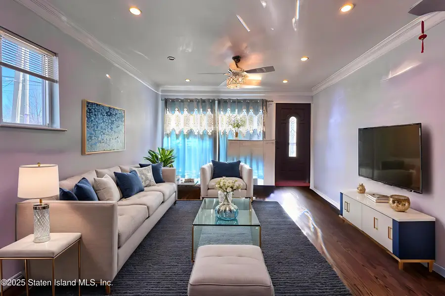 11 Father Capodanno Boulevard, Staten Island, NY 10305 - Image #2