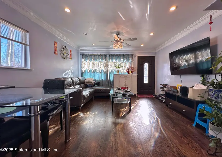 11 Father Capodanno Boulevard, Staten Island, NY 10305 - Image #3