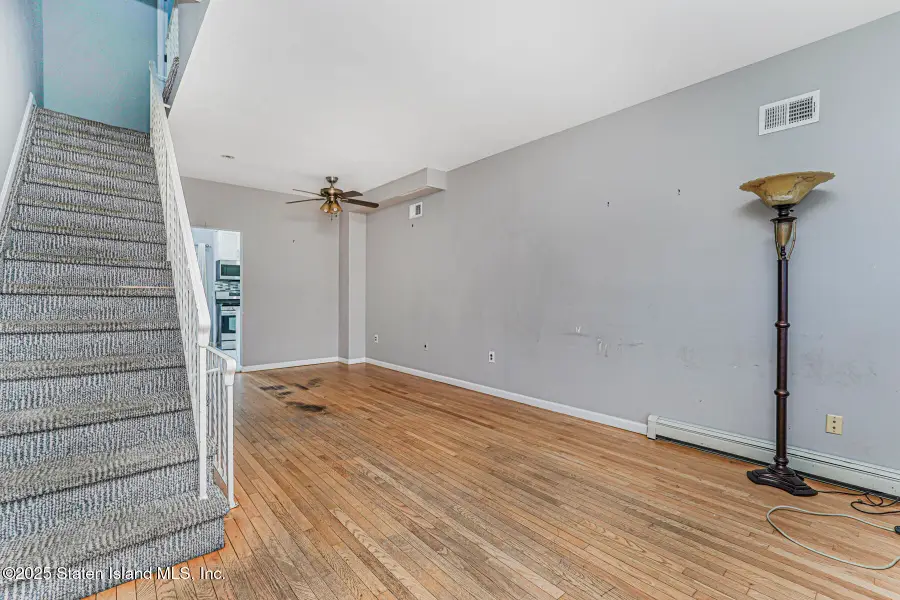 41 Crown Court, Staten Island, NY 10312 - Image #3