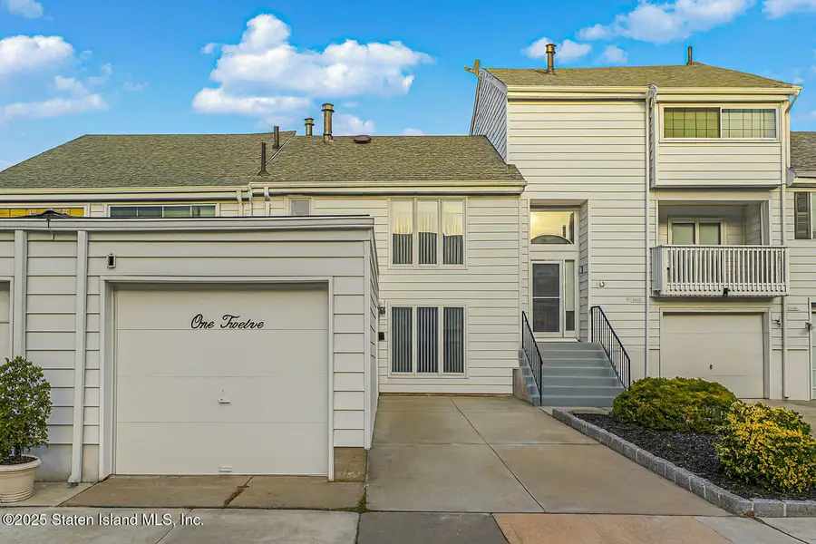 112 Hampton Green, Staten Island, NY 10312 - Image #2