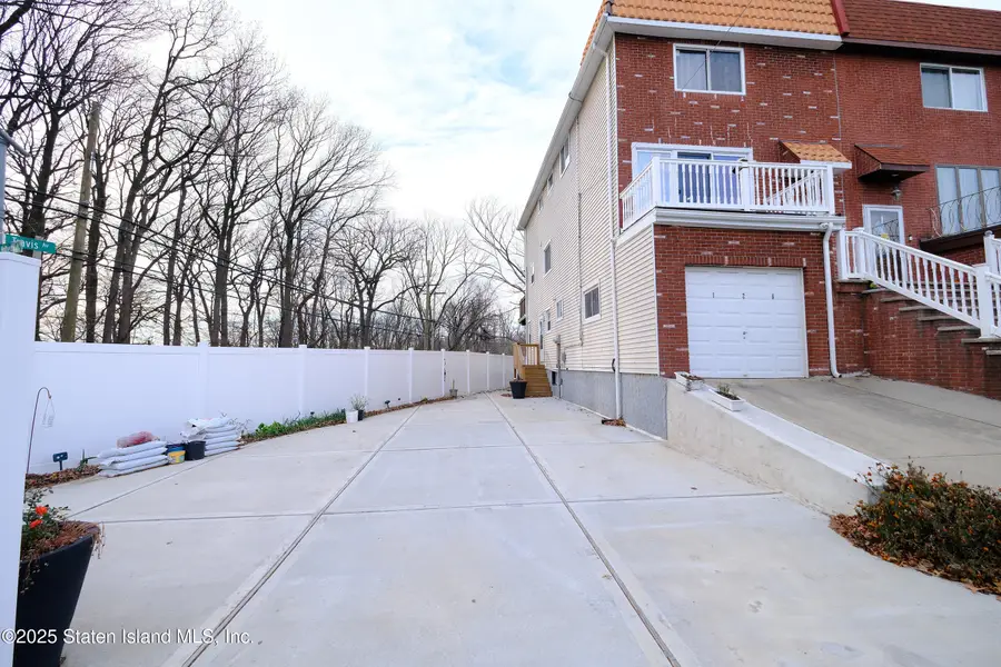 126 Mulberry Avenue, Staten Island, NY 10314 - Image #2