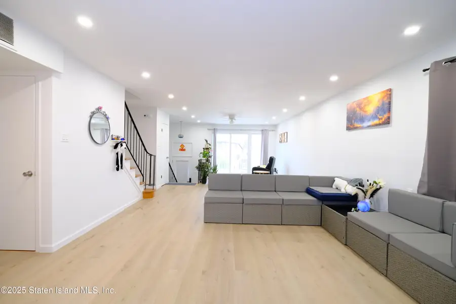 126 Mulberry Avenue, Staten Island, NY 10314 - Image #3