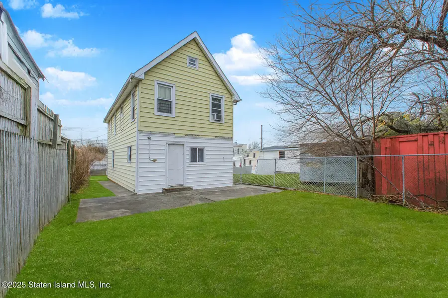 229 Pulaski Avenue, Staten Island, NY 10303 - Image #3