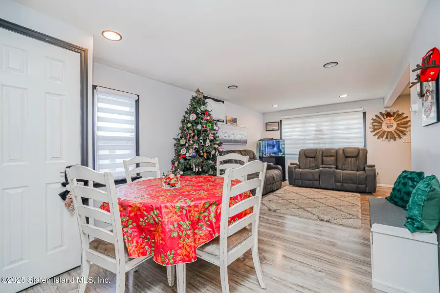 110 Yetman Avenue, Staten Island, NY 10307 - Image #3