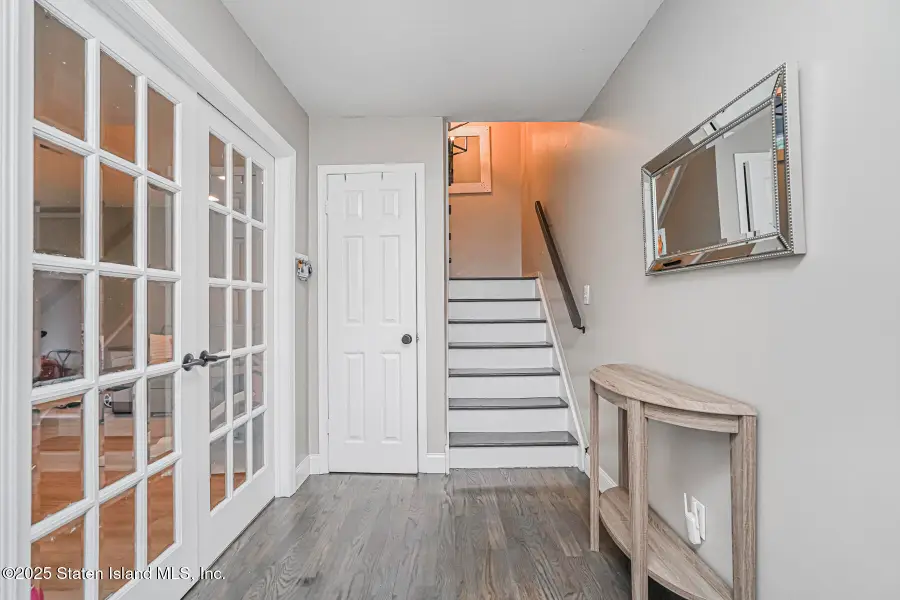 139 Commodore Drive, Staten Island, NY 10309 - Image #3