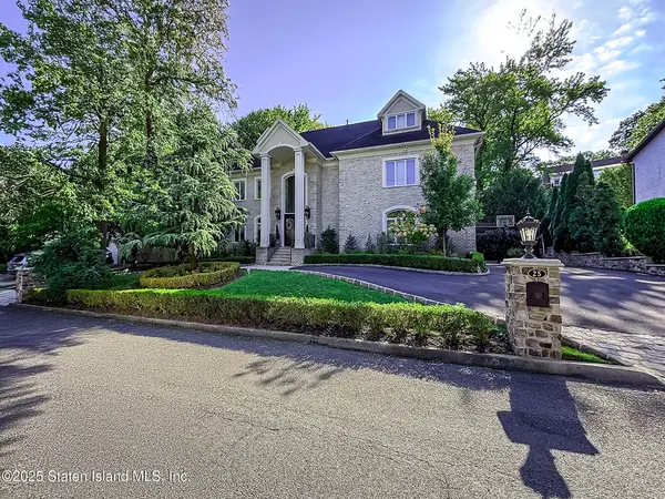 25 Beebe Street, Staten Island, NY 10301