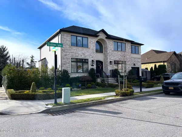 40 Dintree Lane, Staten Island, NY 10307