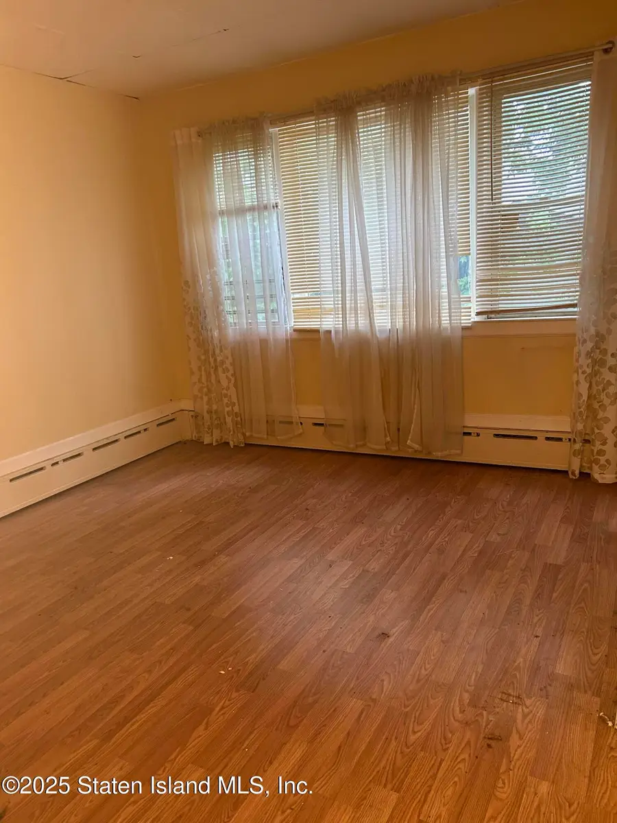 16 Cedar Street, Staten Island, NY 10304 - Image #3