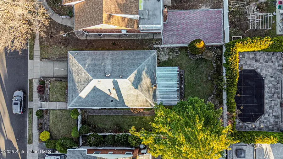 84 Leslie Avenue, Staten Island, NY 10305 - Image #2