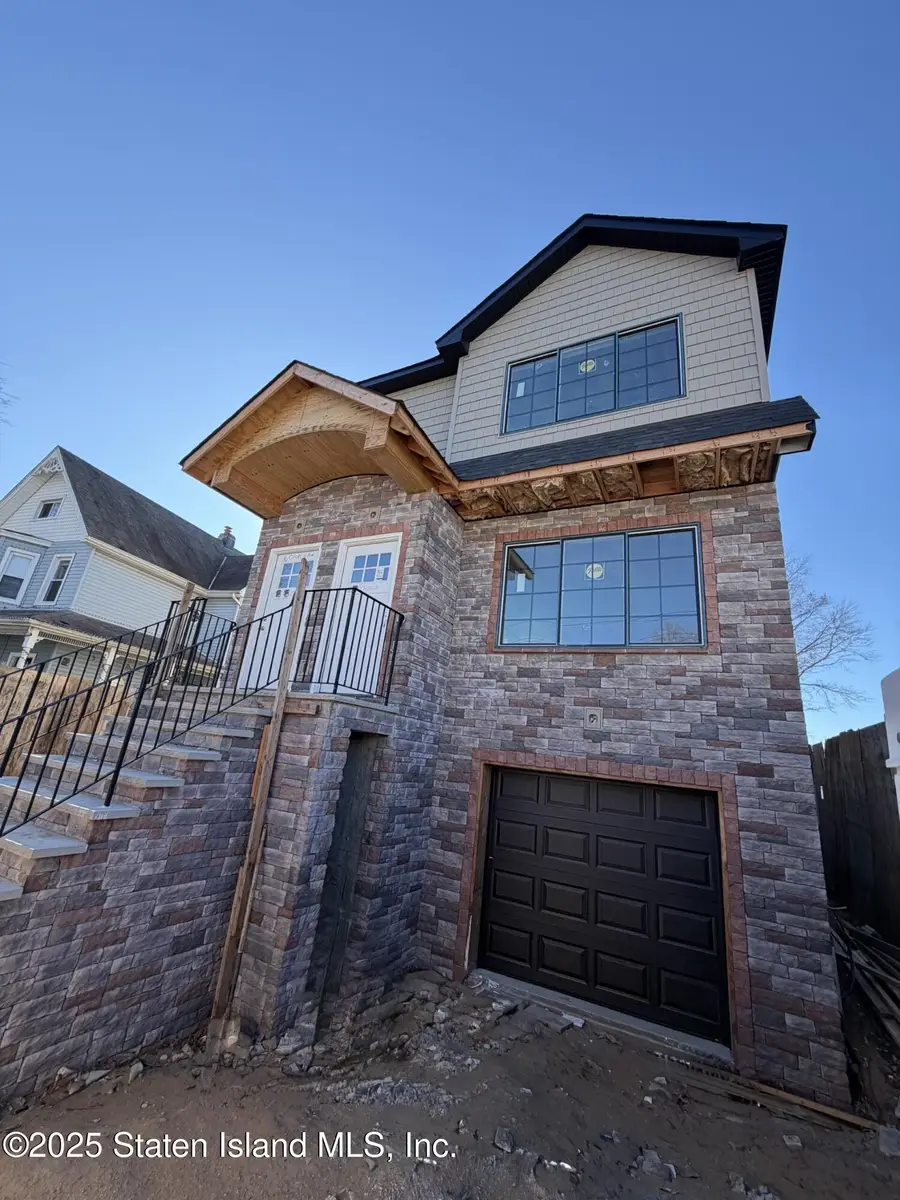 16 Church Avenue, Staten Island, NY 10314 - Image #3