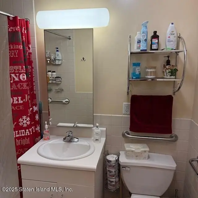 2023 Belmont Avenue #4c, Bronx, NY 10457 - Image #2