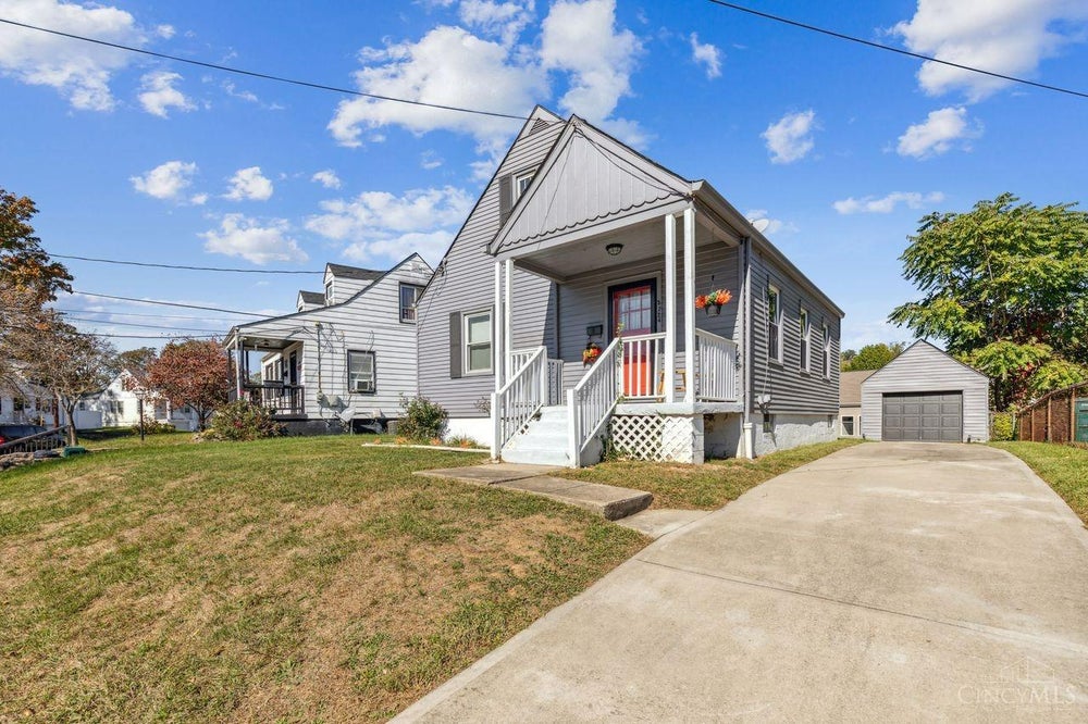 3724 Kanauga Court, Cincinnati, OH 45227 BHGRE