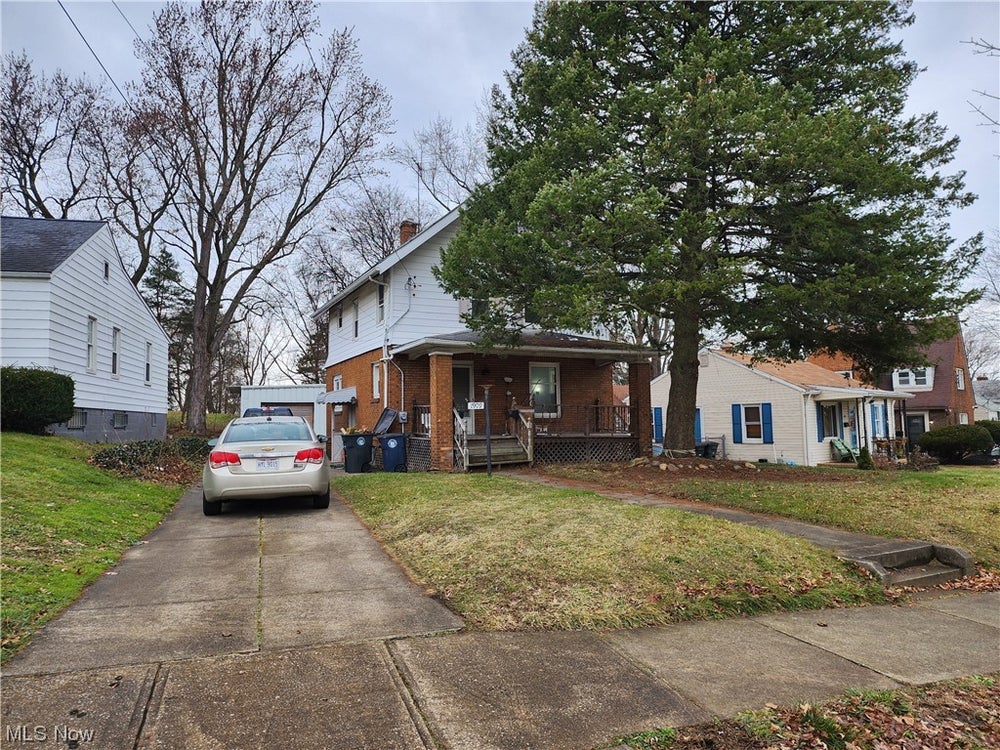 1909 Goodyear, Akron, OH 44305 BHGRE