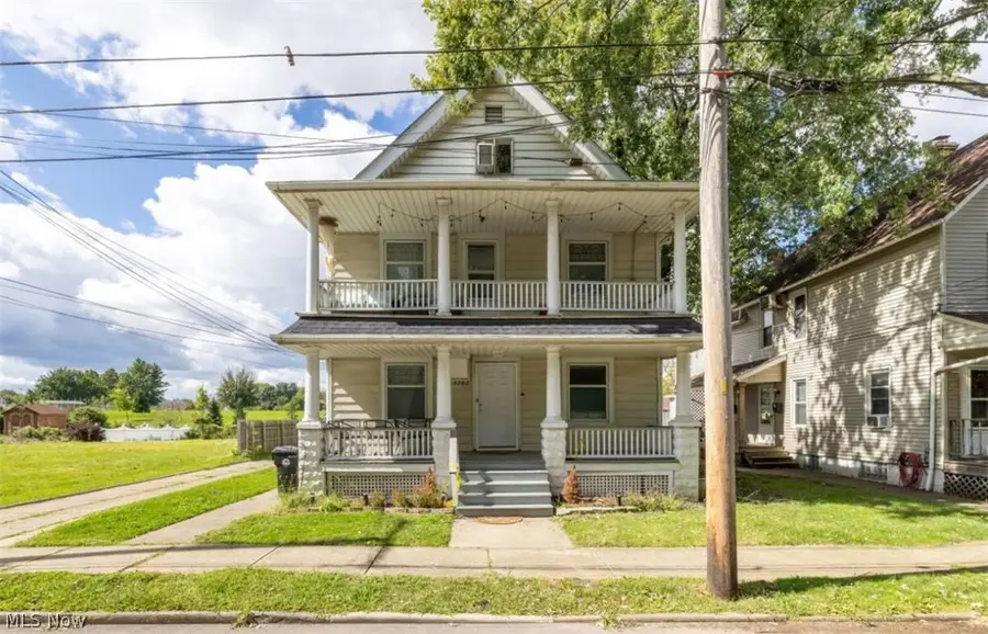 3702 W 15th Street, Cleveland, OH 44109 - #3
