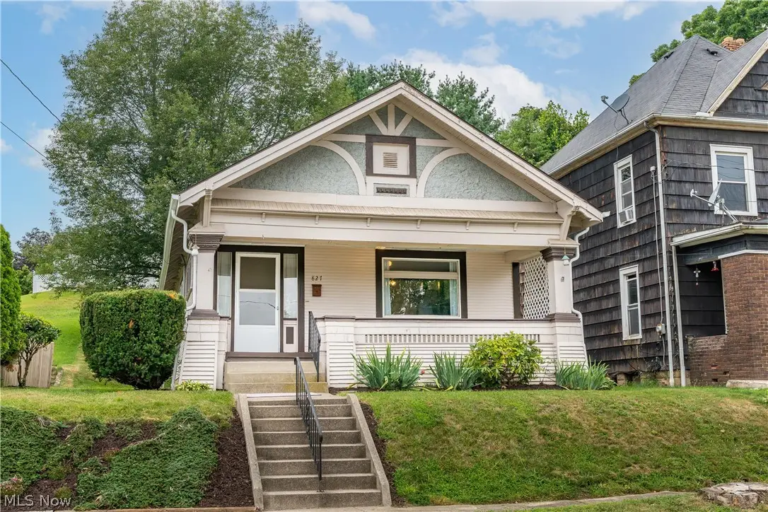 827 9th Sw Street, Massillon, OH 44647 - Image #1