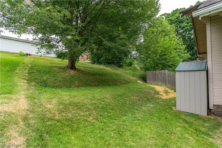 827 9th Sw Street, Massillon, OH 44647 - Image #3