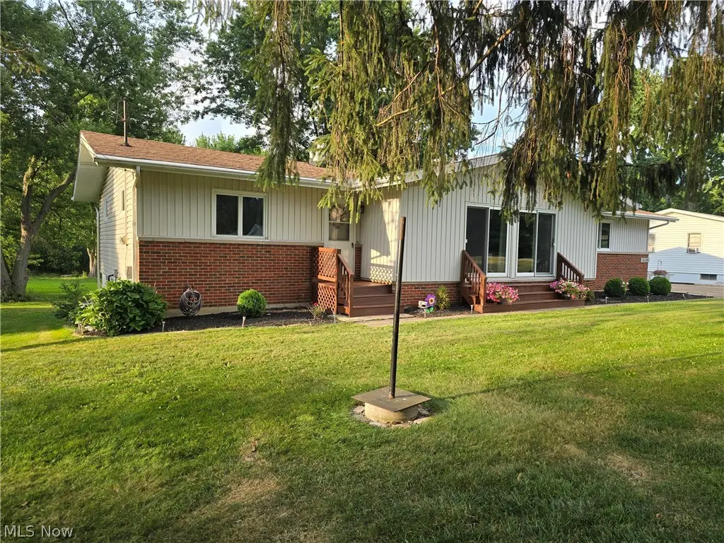 16305 Sperry Road, Vermilion, OH 44089 - #1