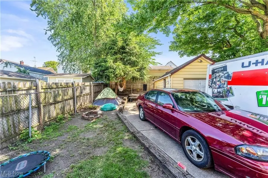 3103 Ruby Avenue, Cleveland, OH 44109 - Image #2