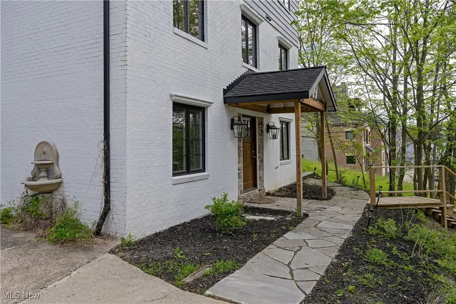 58 W Orange Street, Chagrin Falls, OH 44022 - Image #3