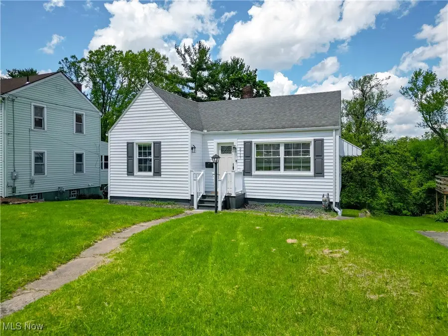 2717 Cleveland Avenue, Steubenville, OH 43952 - Image #2