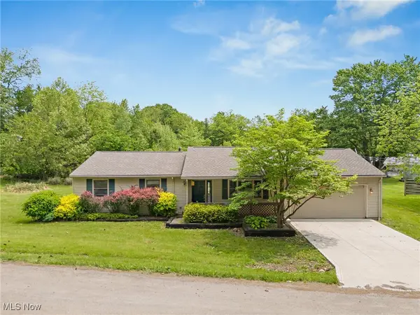 7183 Hunter Drive, Chippewa Lake, OH 44215
