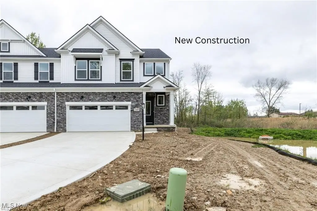 2105 Glenmont Drive, Brunswick, OH 44212 - Image #1