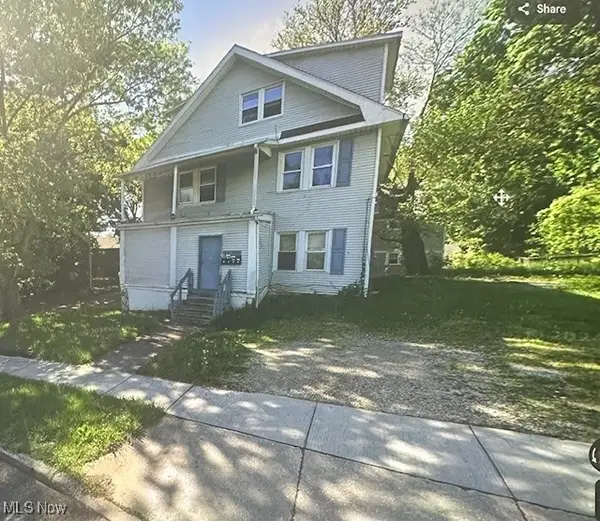 1010 5th Avenue, Akron, OH 44306