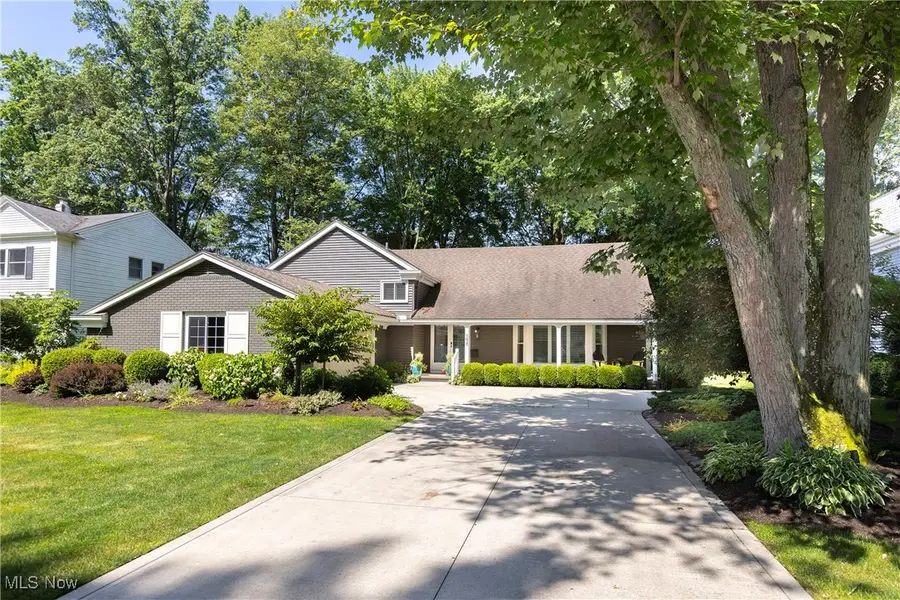 198 Plymouth Drive, Bay Village, OH 44140 - Image #2