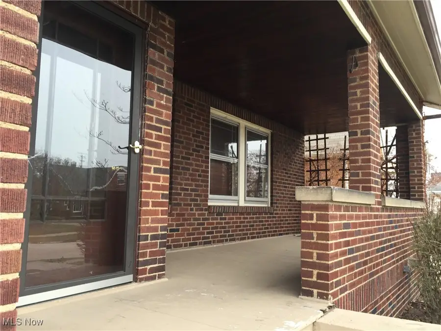 6403 Pelham Drive, Parma, OH 44129 - Image #2