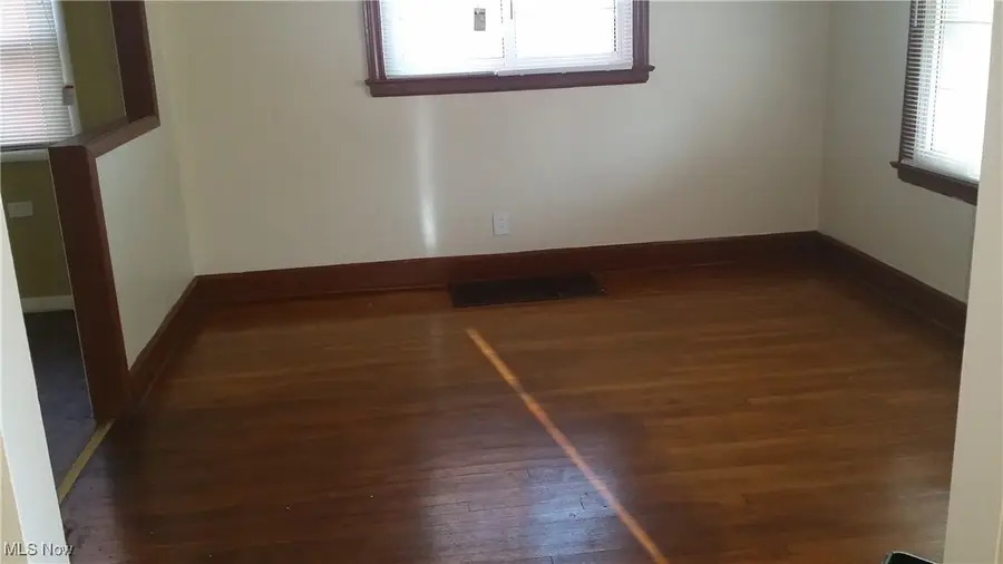 9126 Snow Road, Parma, OH 44130 - Image #3