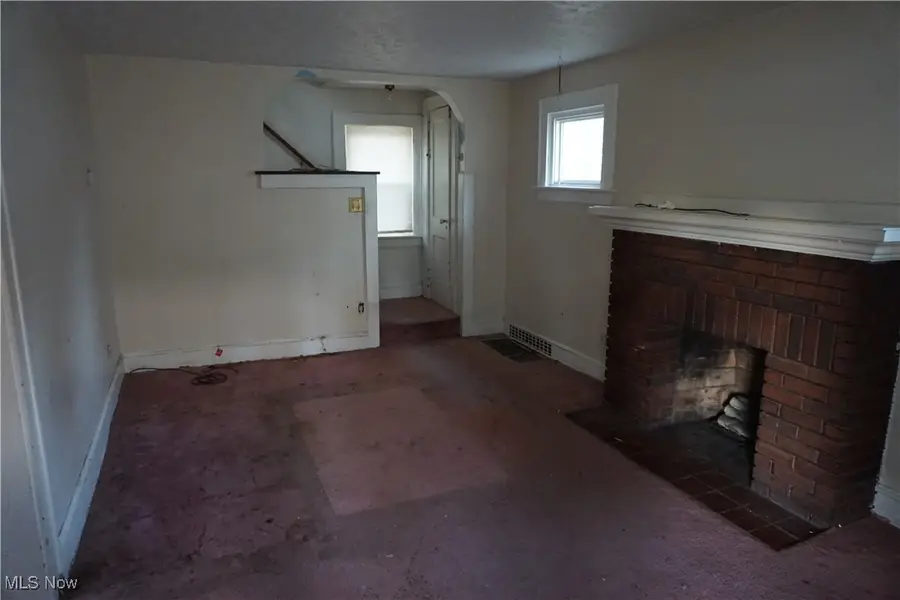 881 Stoner Street, Akron, OH 44320 - Image #2