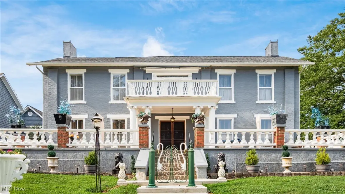 284 N Kennebec Avenue, McConnelsville, OH 43756 - Image #1