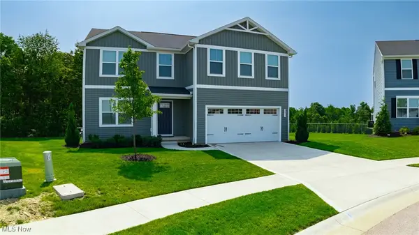 2457 Bishop Oval, Barberton, OH 44203