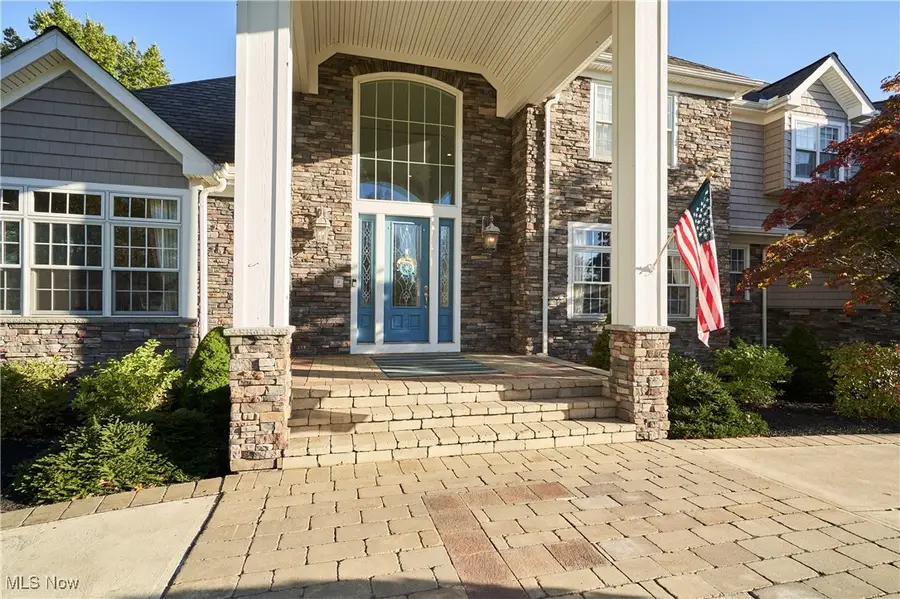 285 Halton Trail, Highland Heights, OH 44143 - Image #3