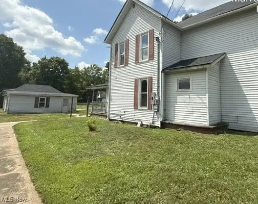 424 E Porter Street, Malvern, OH 44644 - Image #2