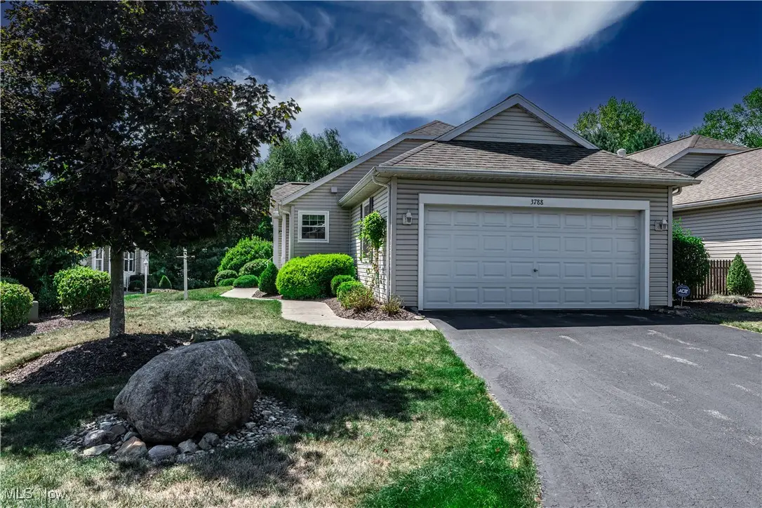 3788 Woodbury Oval, Stow, OH 44224 - Image #1