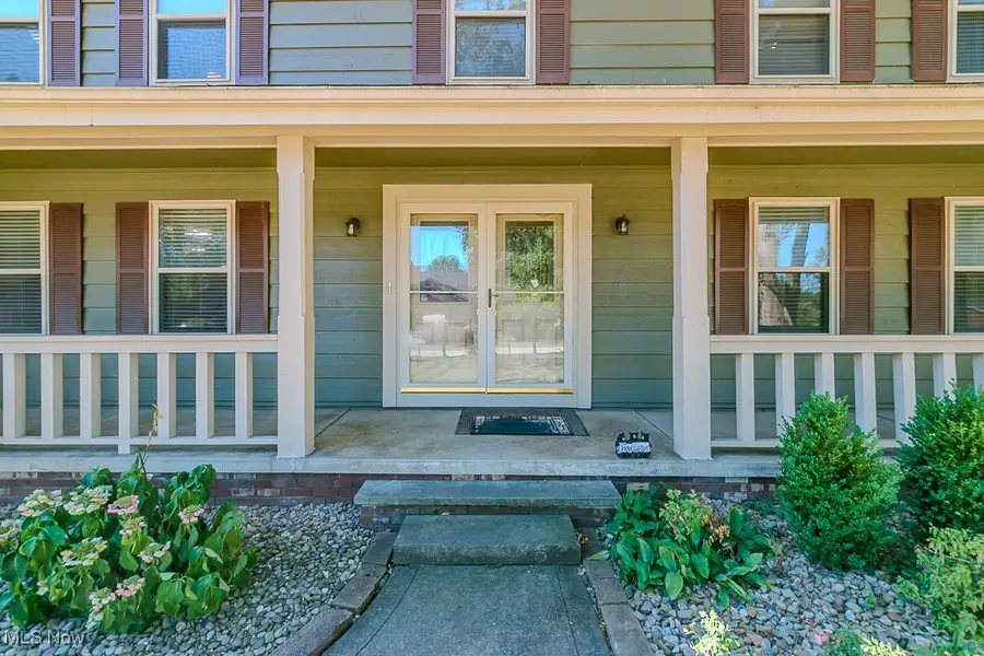 34840 Aspen Wood Lane, Willoughby, OH 44094 - Image #2