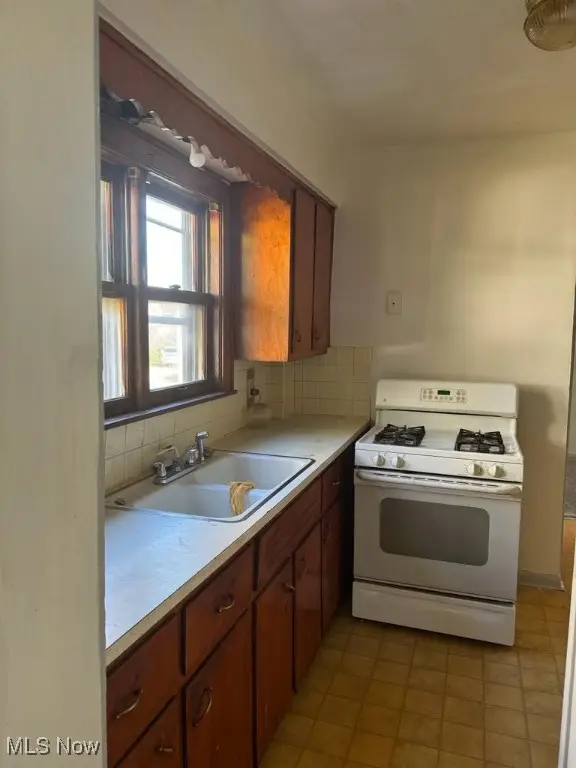 546 Baird Street, Akron, OH 44311 - Image #3