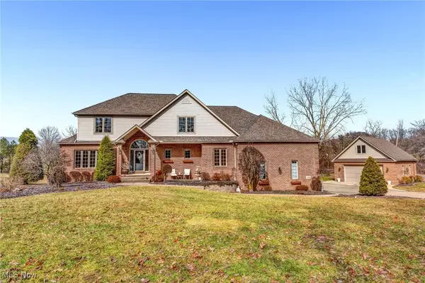 1343 Vermillion Drive, New Franklin, OH 44203