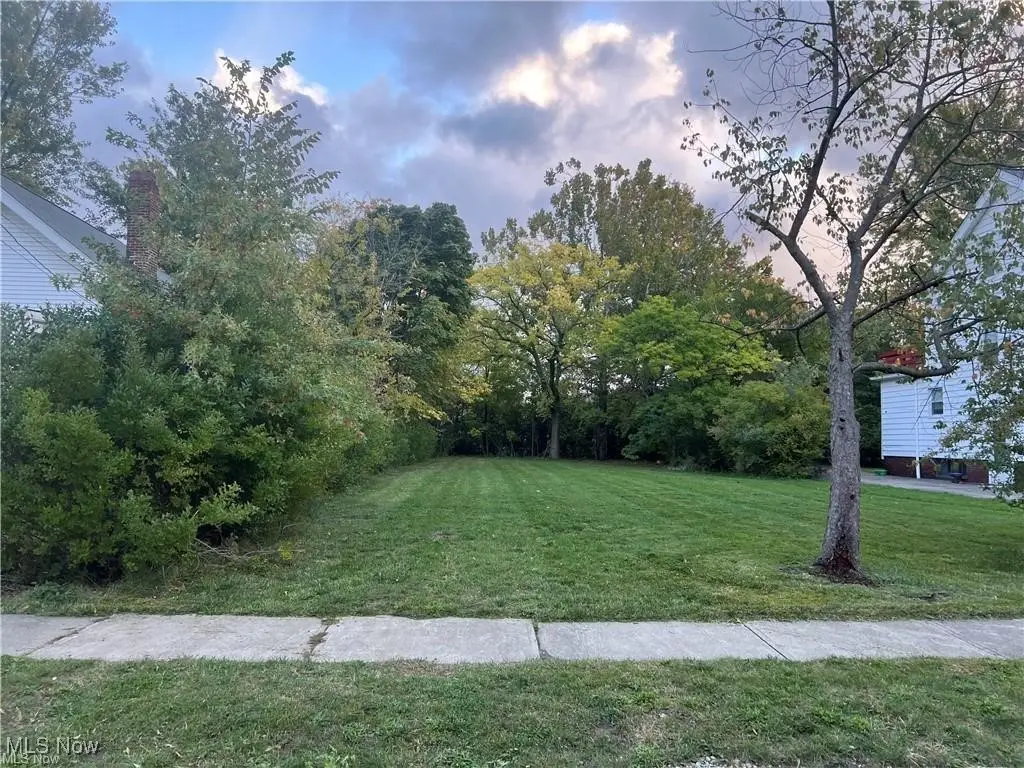 1545 E 214th Street, Euclid, OH 44117 - Image #1