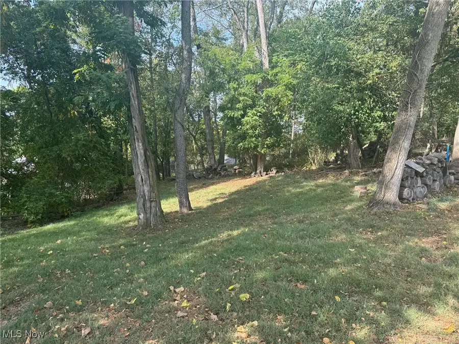 E Ray- 36a Drive, Zanesville, OH 43701 - Image #2