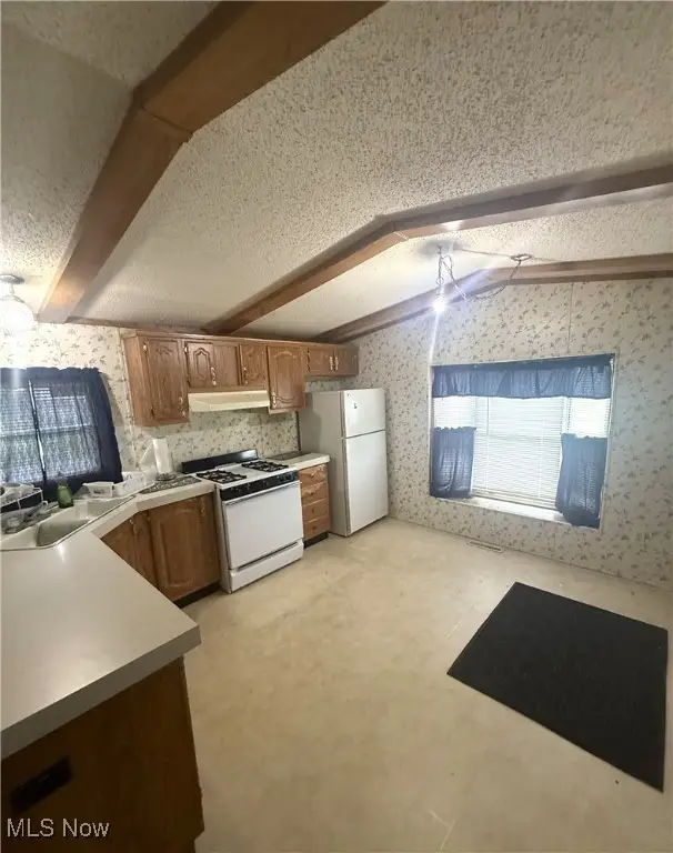 26240 Broadway Ave #21, Oakwood Village, OH 44146 - Image #2