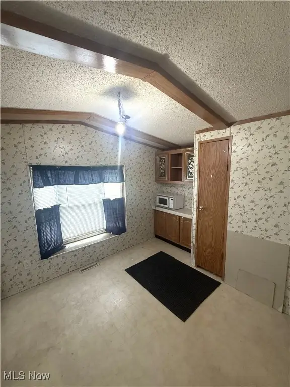 26240 Broadway Ave #21, Oakwood Village, OH 44146 - Image #3